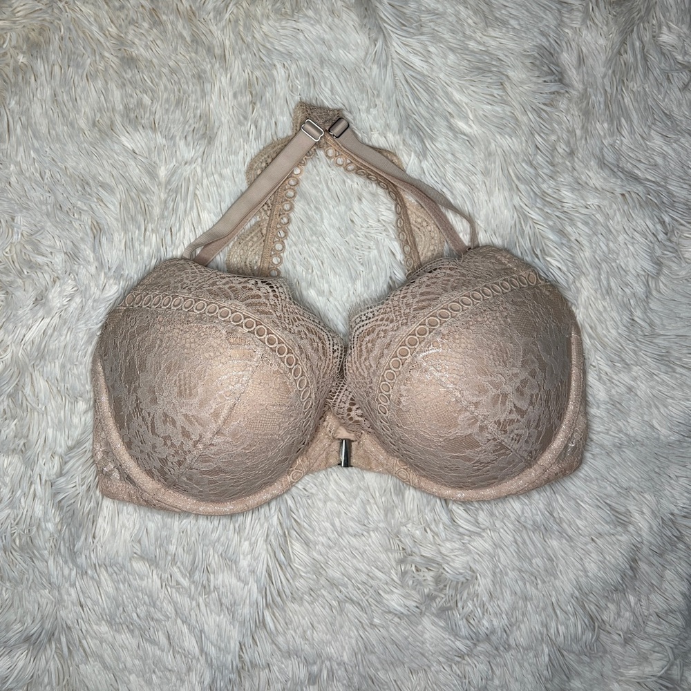 Victoria’s Secret push up dream angels bra size 36DD, front close